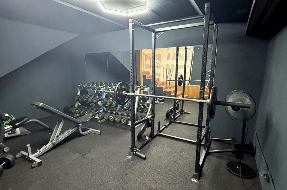 fitnessstudio-fitplus-woerth-am-rhein-freihanteln